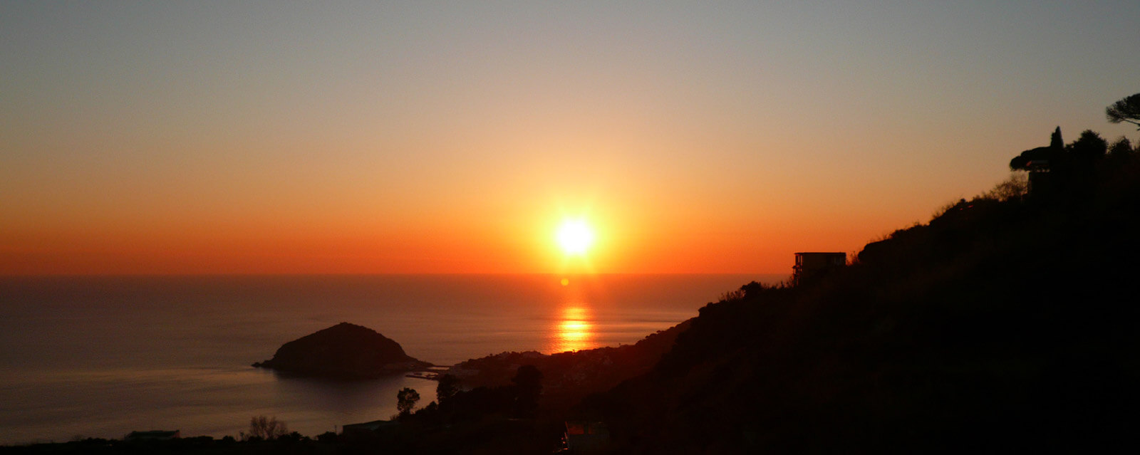 Viaggi a Ischia: Offerte Viaggi a Ischia, Pacchetti Viaggio a Ischia Viaggi a Ischia: Offerte Viaggi a Ischia, Pacchetti Viaggio a Ischia